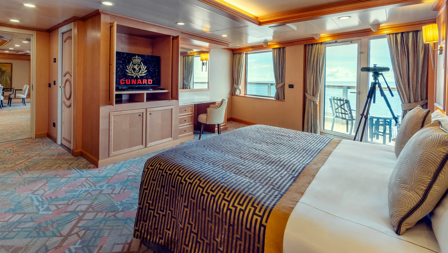 Queens Grill Suites